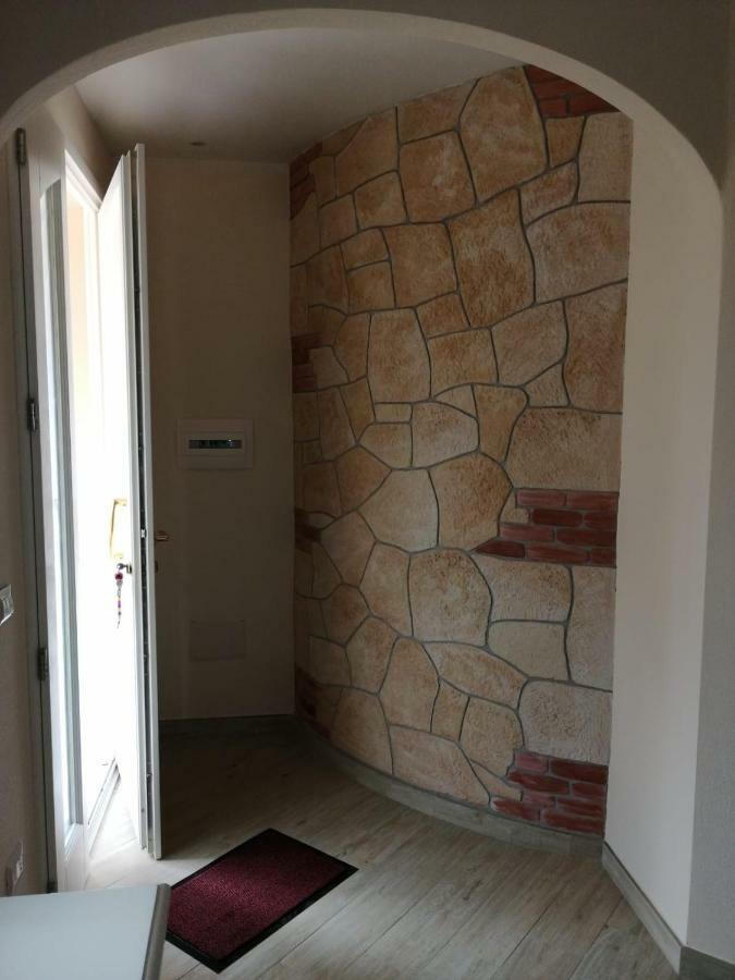 Апартаменты La Casa Di Geppo Кастельсардо Экстерьер фото